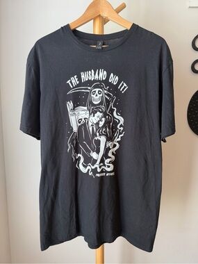 Murder Apparel The Husband Did It Black T Shirt Size Large True Crime Podcast